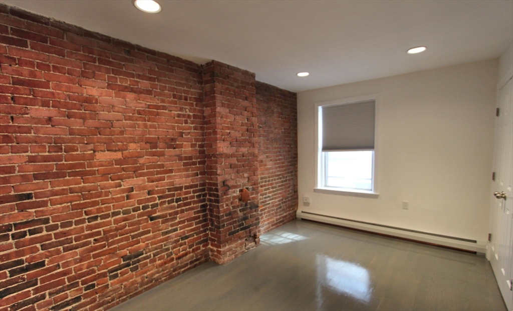 127 Saint Botolph St, Back Bay