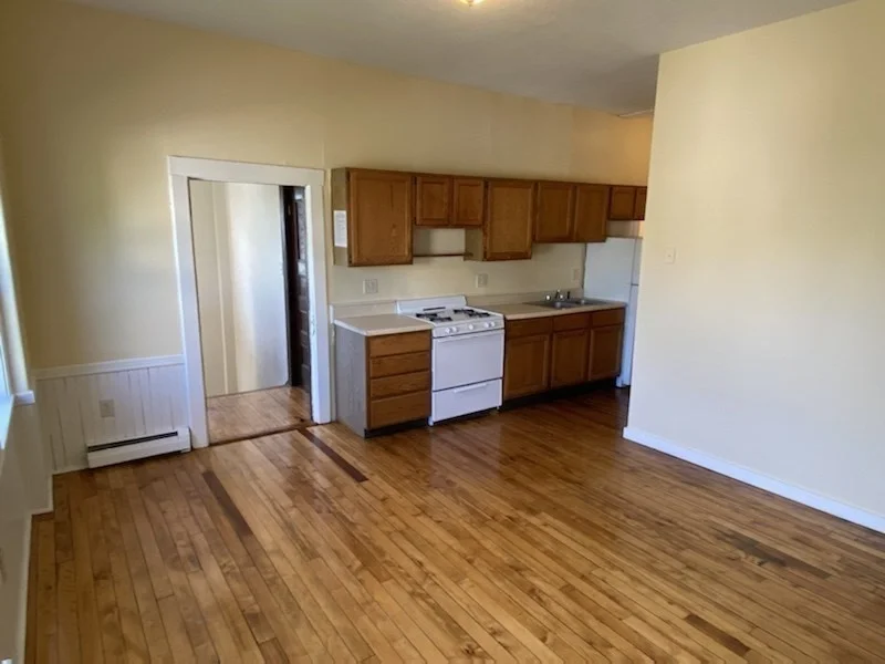 79 Hawley, Northampton