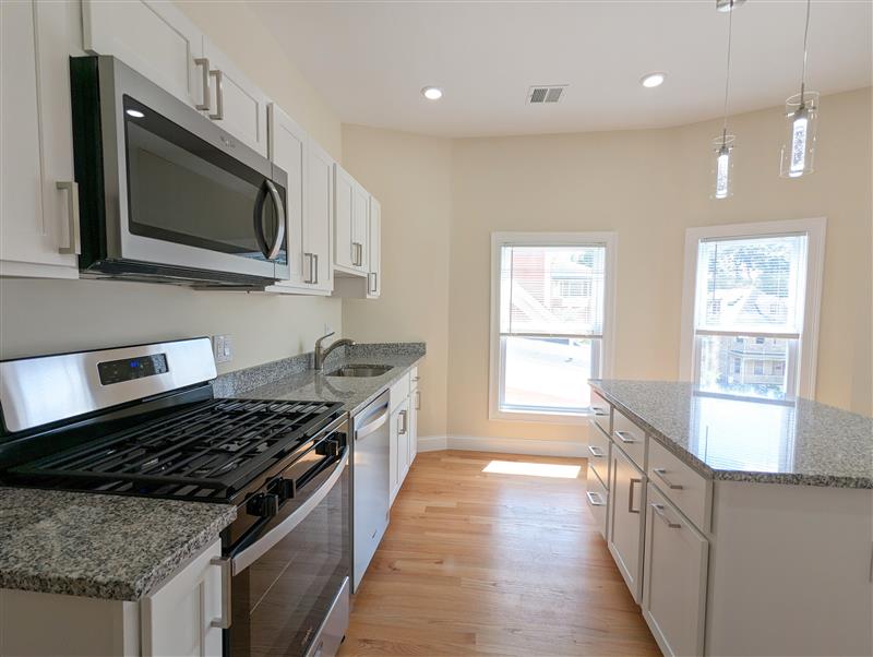 2 Sacramento Pl, Baldwin