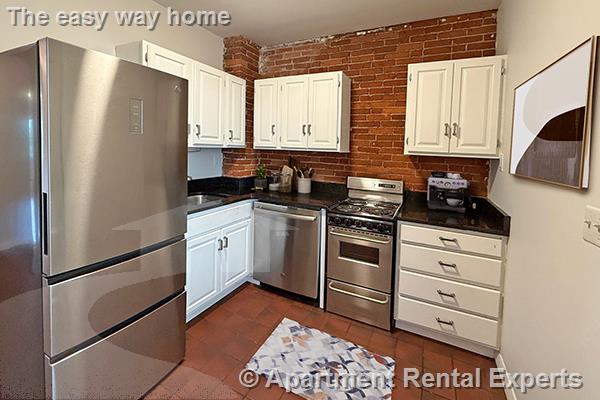 164 Broadway, East Somerville