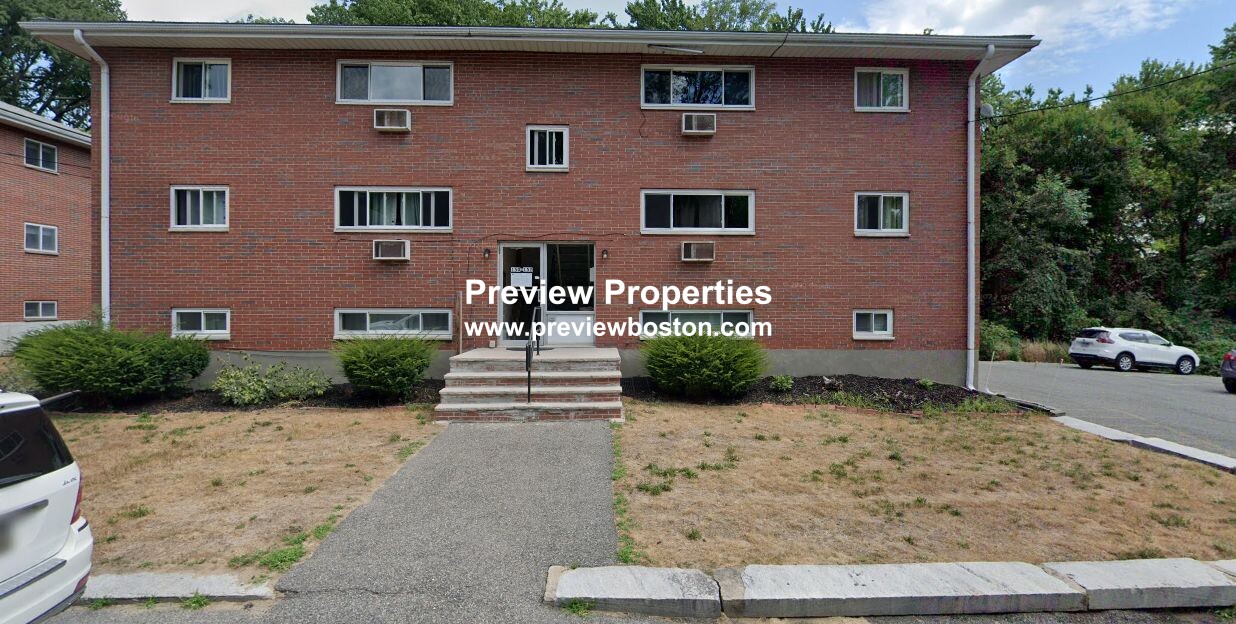 150 Barham Ave, North Quincy