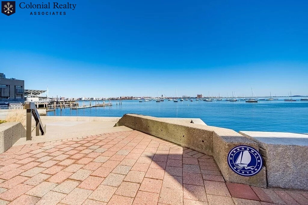 85 East India Row, Waterfront