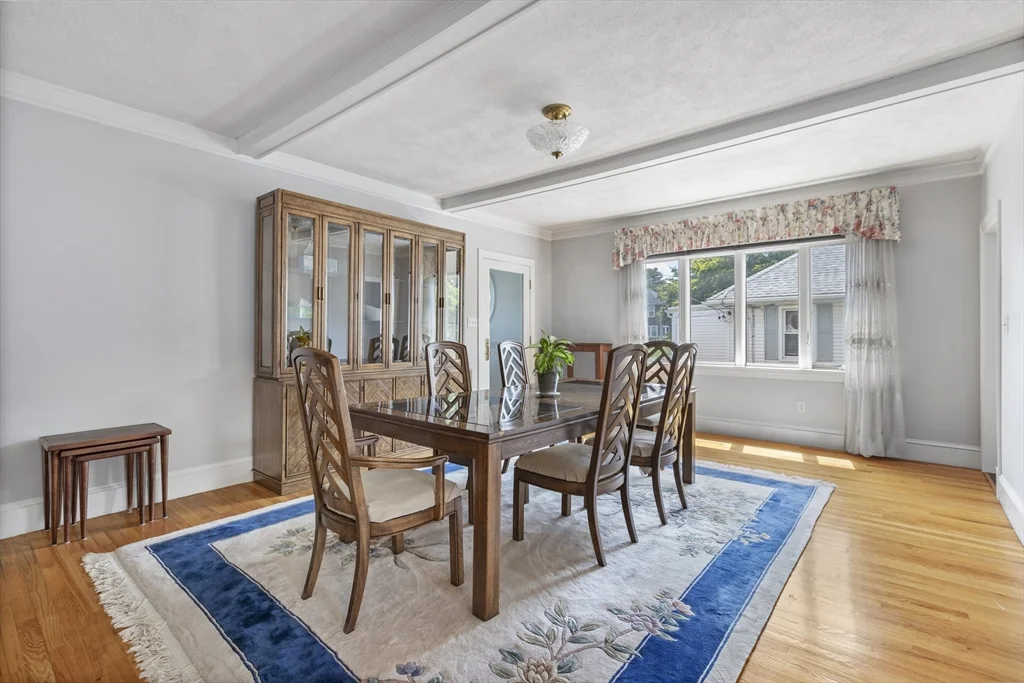 17 Gilbert St, Newton