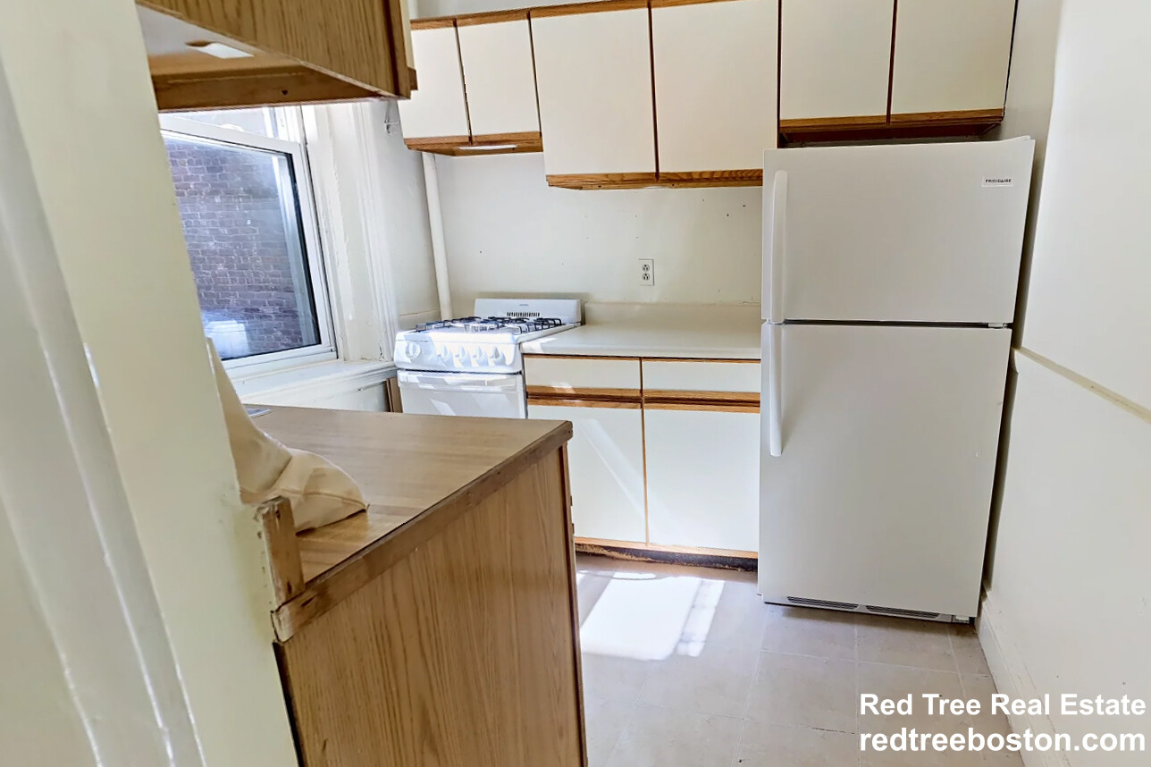 32 Queensberry St, Fenway