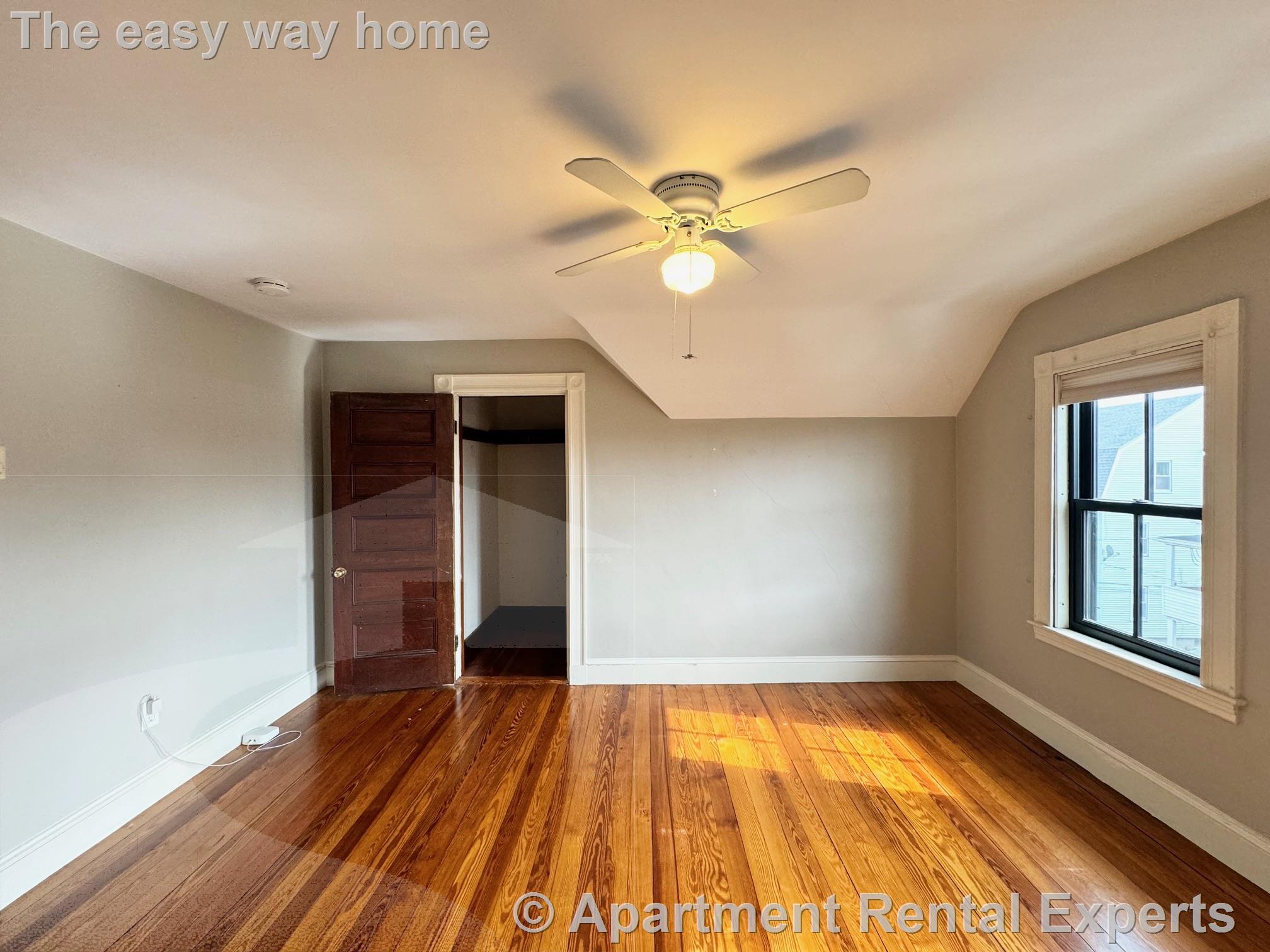 8 Charnwood Rd, Davis Square