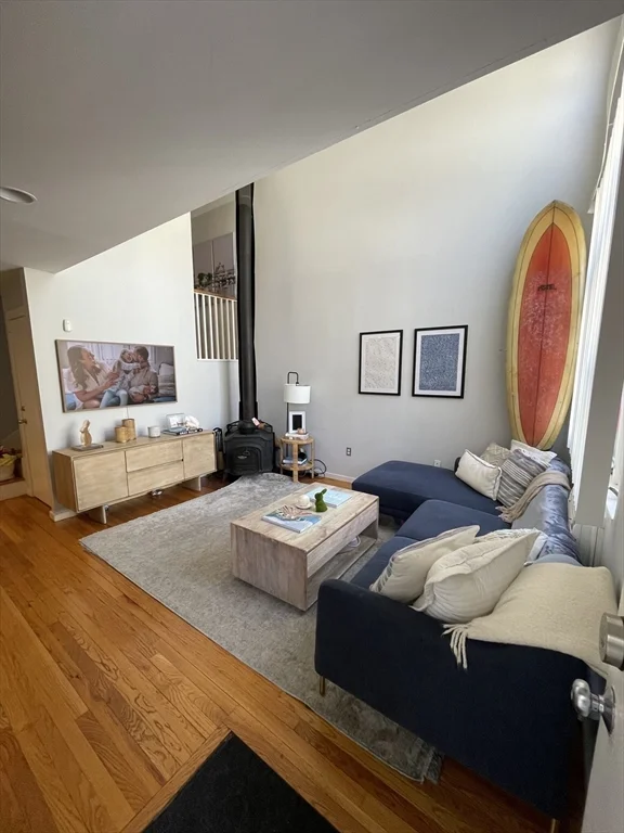 595 Putnam Ave, Cambridgeport