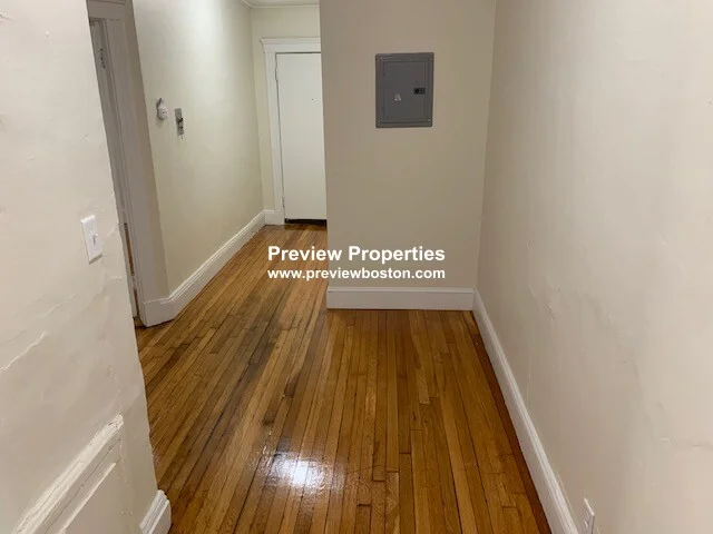 1191 Boylston St, Fenway