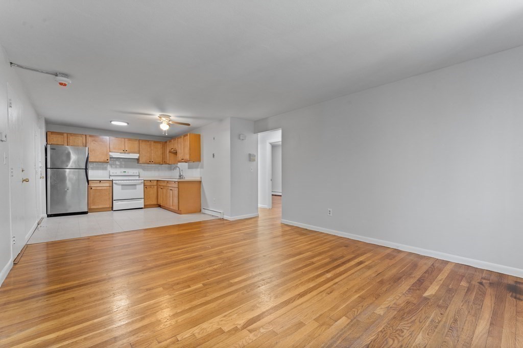 580 Cummins Highway, Mattapan