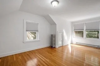 22 Longfellow Rd, Worcester