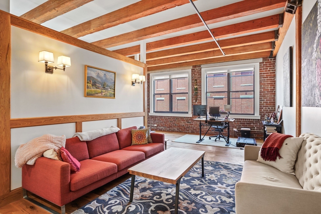 33 Sleeper St, Seaport District