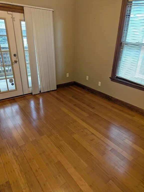 176 Hillside, Mission Hill