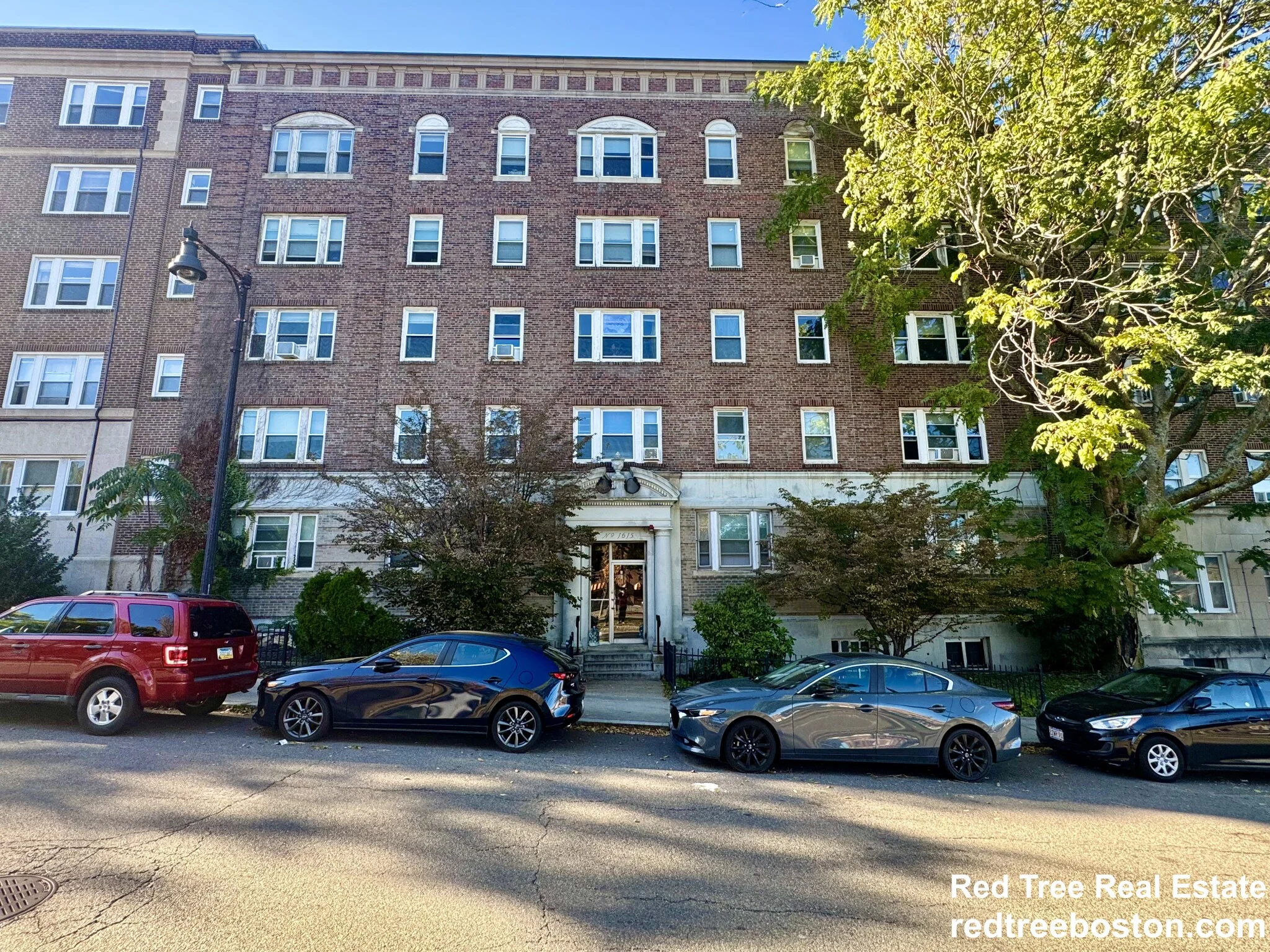 1615 Commonwealth Ave, Brighton