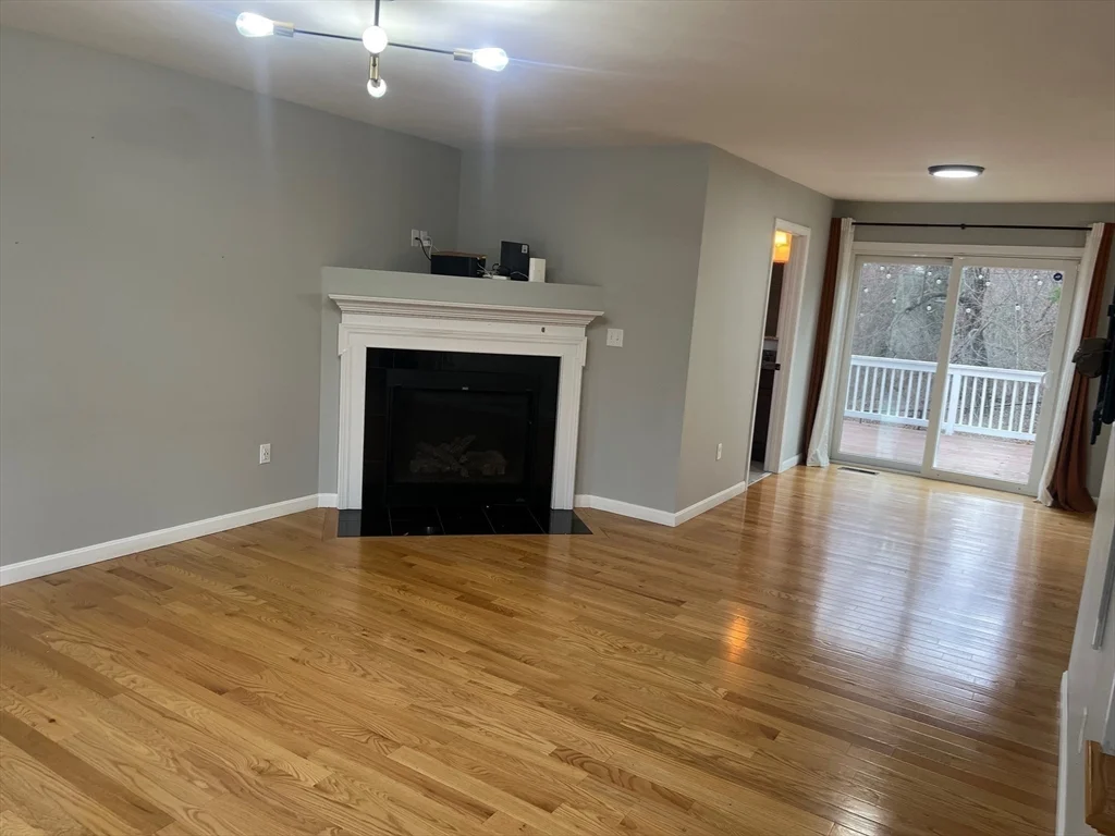 131 Merrill, Rosemont