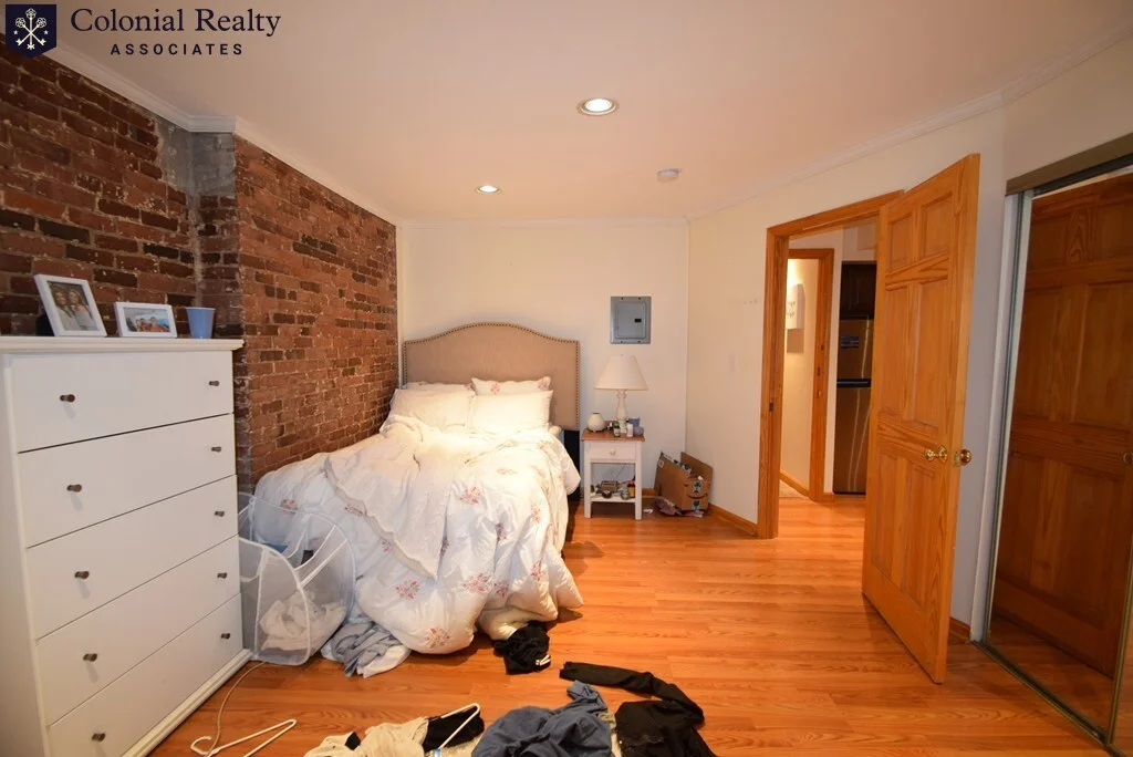 1685 Beacon St, Aspinwall Hill