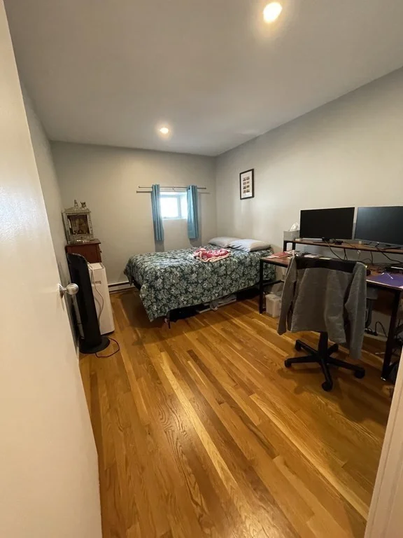 240 Heath St, Jamaica Plain