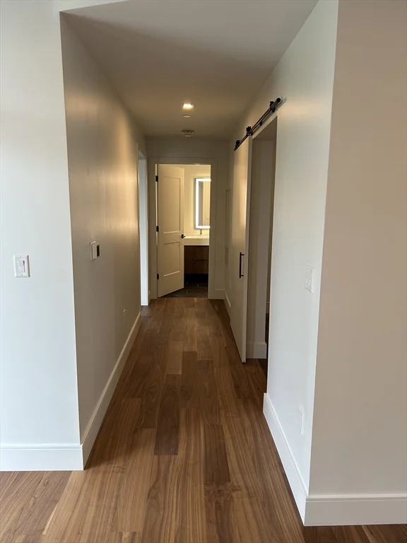 1515 Commonwealth, Brighton