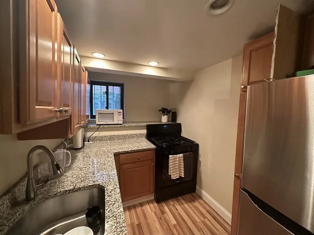 39 Glenville Ave, Allston