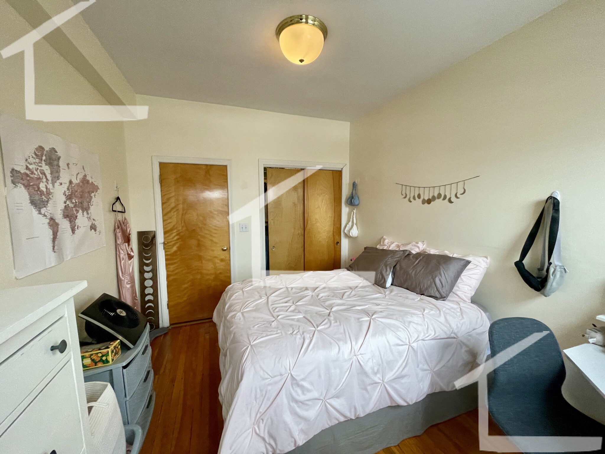 206 Chestnut Hill Ave, Brighton