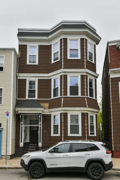 38 Vinton St, South Boston