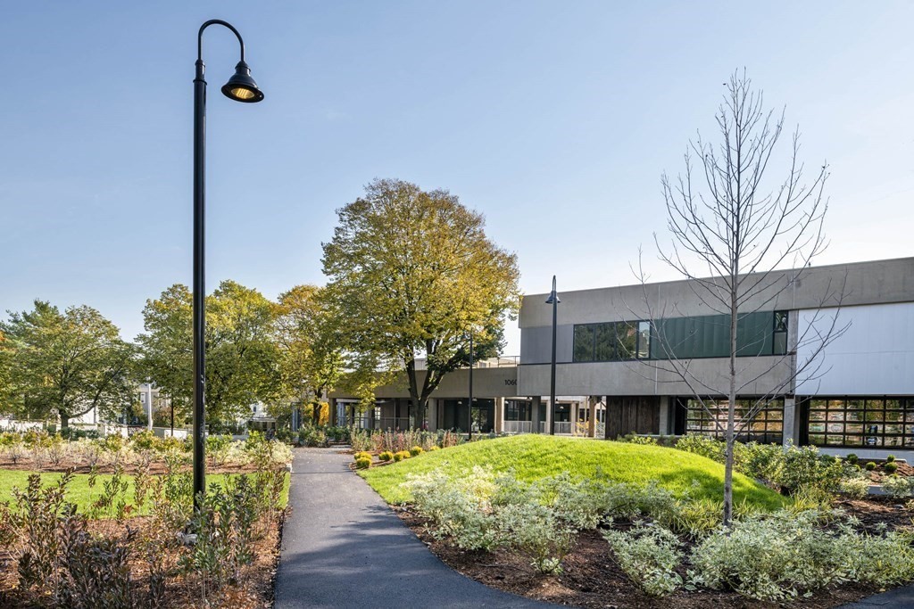 1060 Broadway, Teele Square