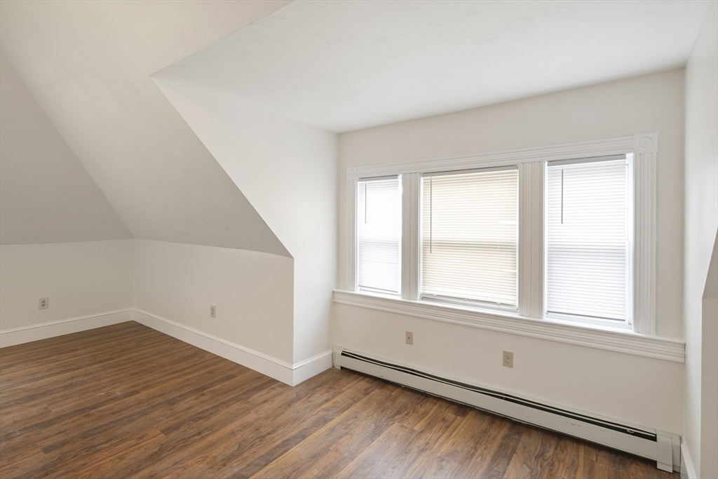 10 Mechanic St, Attleboro