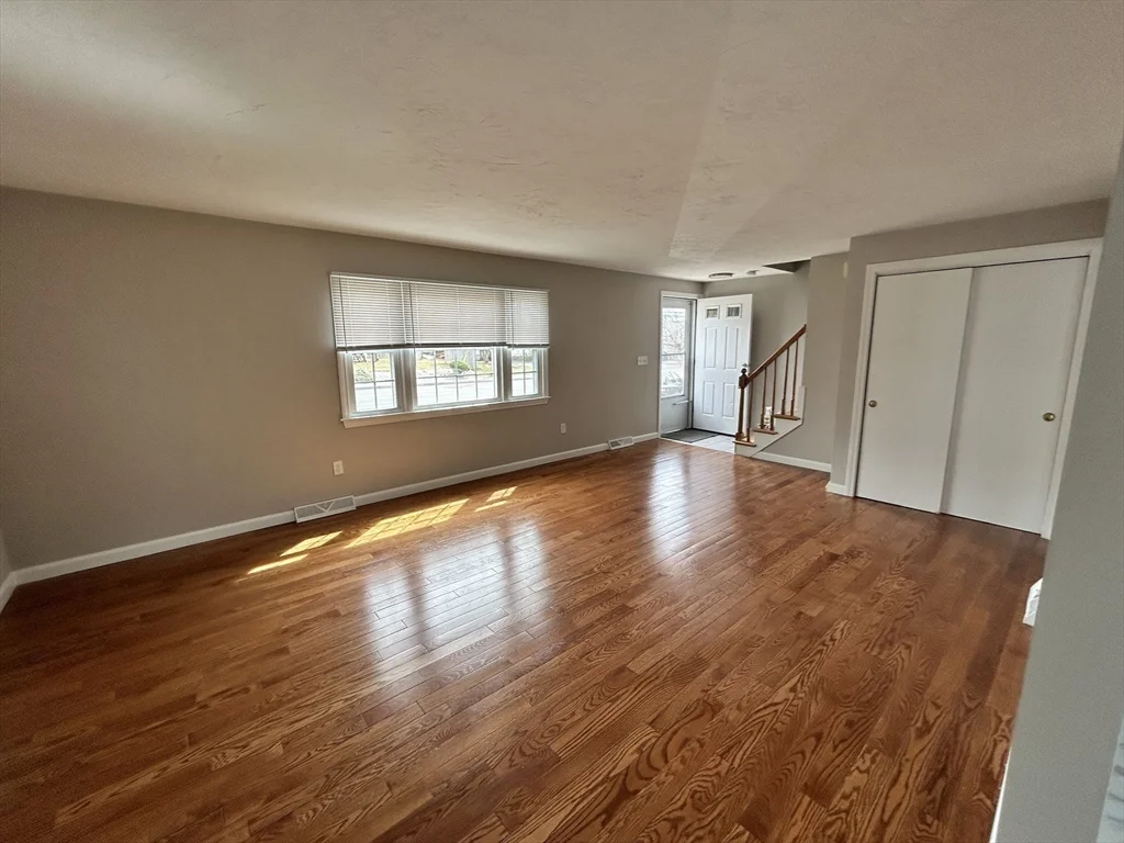 38 Reservoir St, Brockton