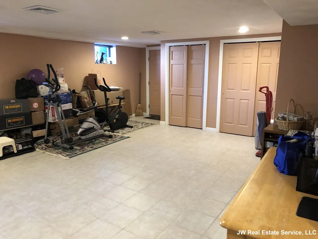 111 Oxford St, Revere