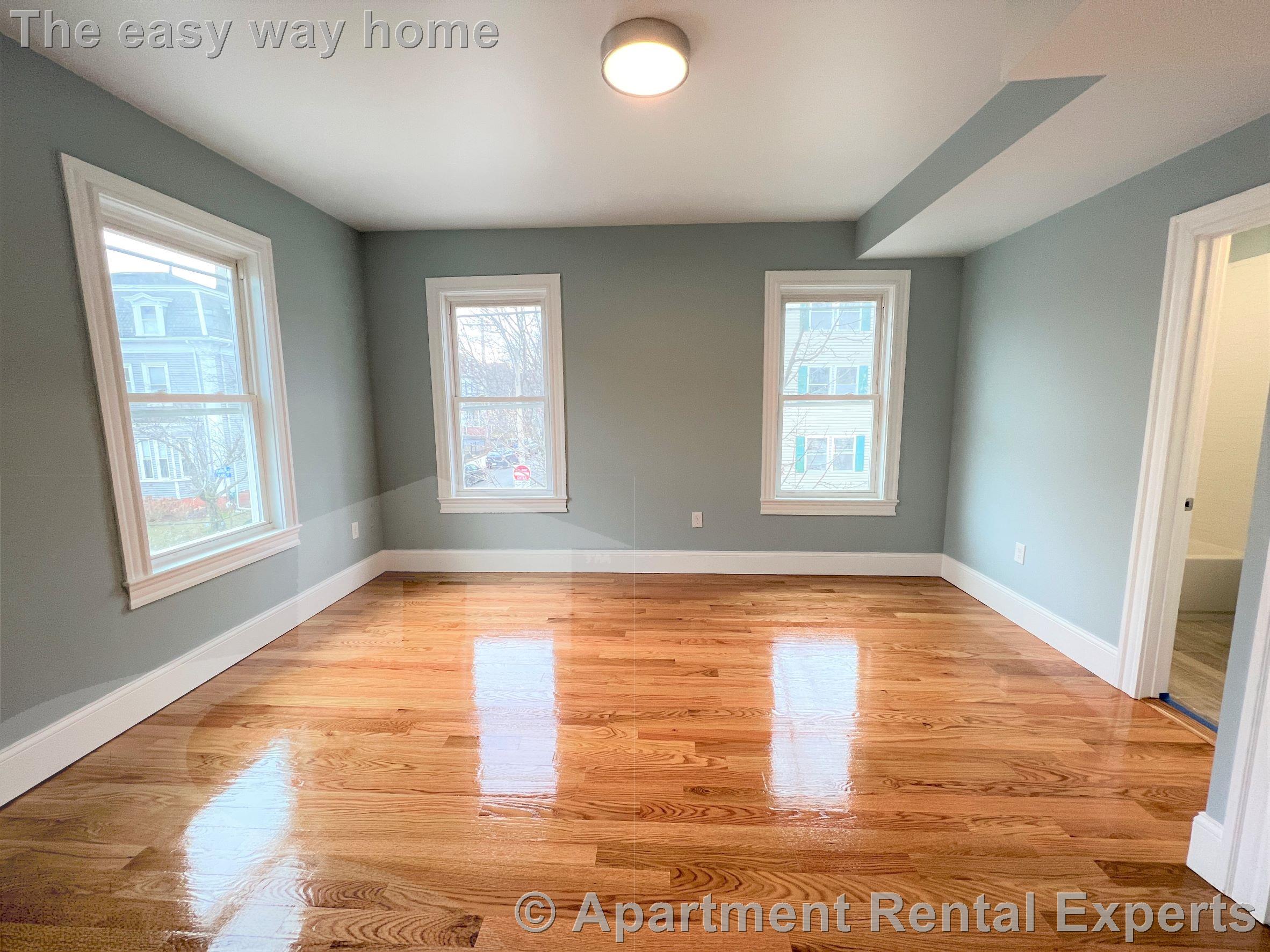 71 Pearl St, Sullivan Square