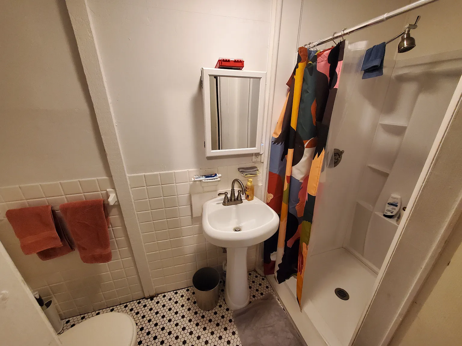 688 Parker St, Mission Hill