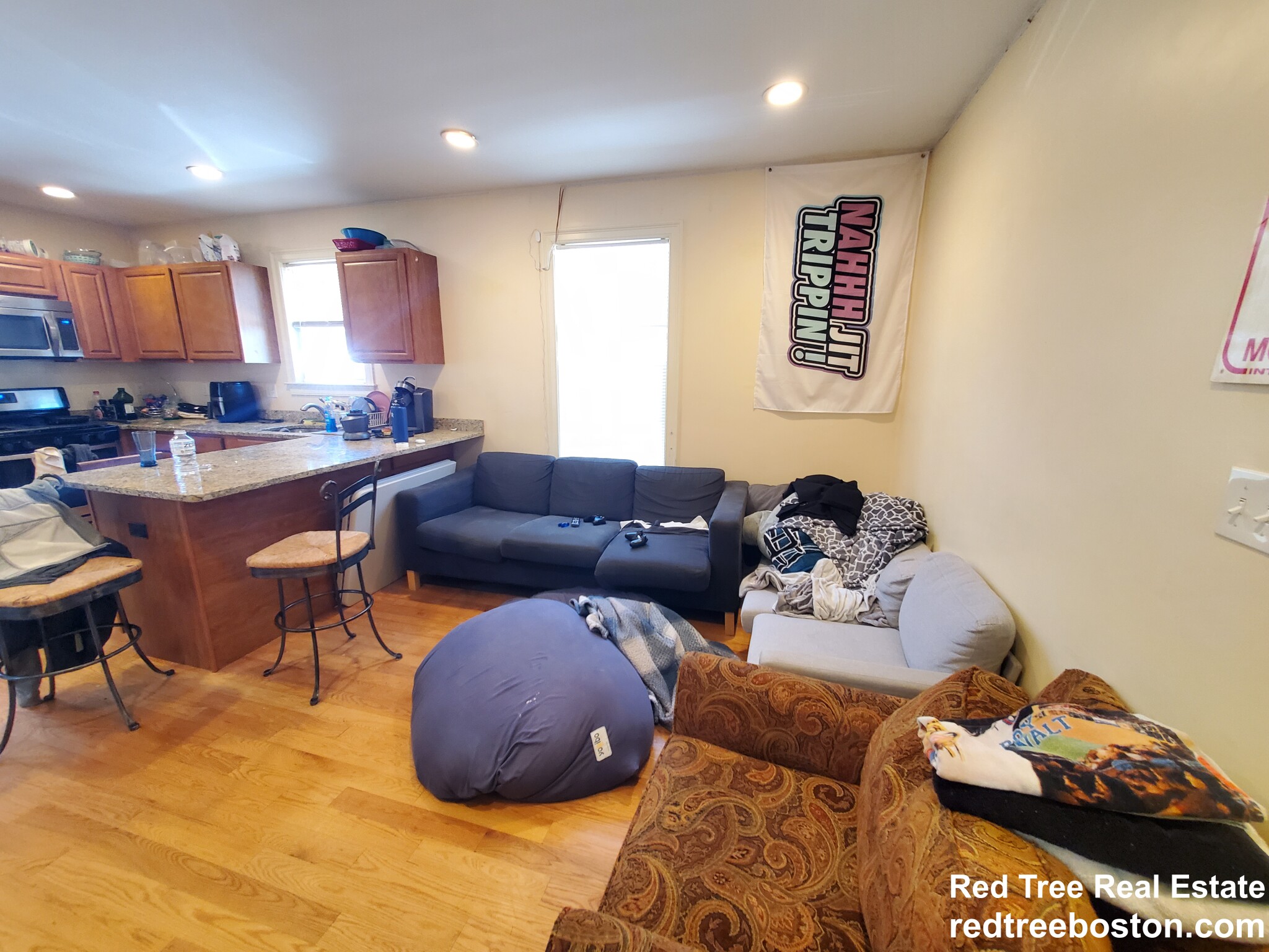 35 Pratt St, Allston