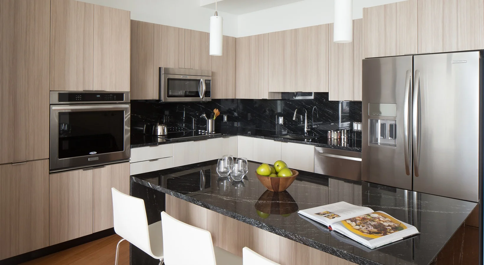 120 Kingston St, Chinatown