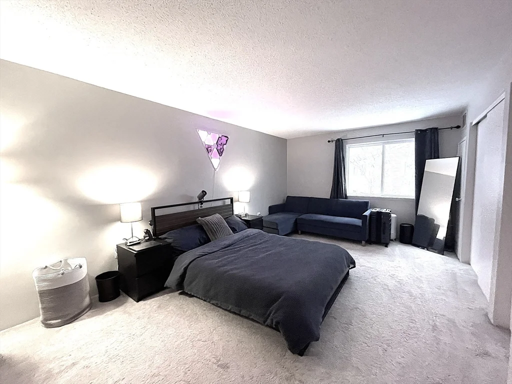 36 Silver Hill Ln, Natick