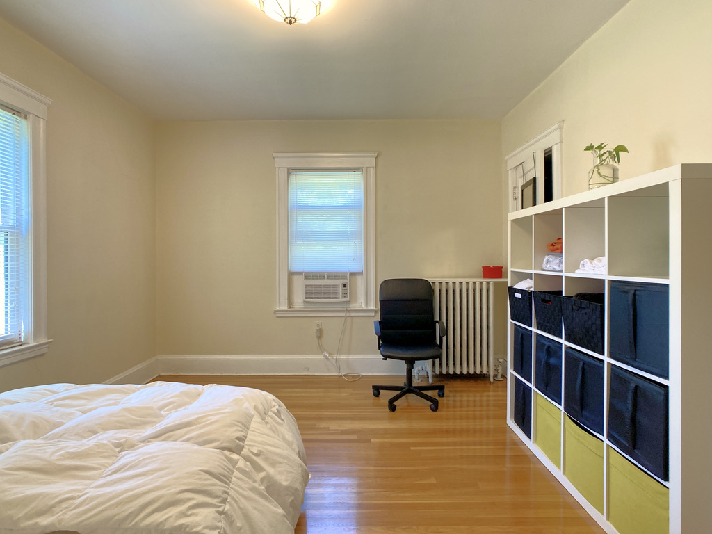 129 Oxford Rd, Newton Centre