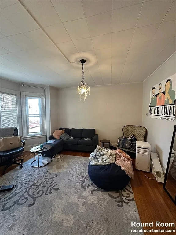 384 Washington St, Central Square