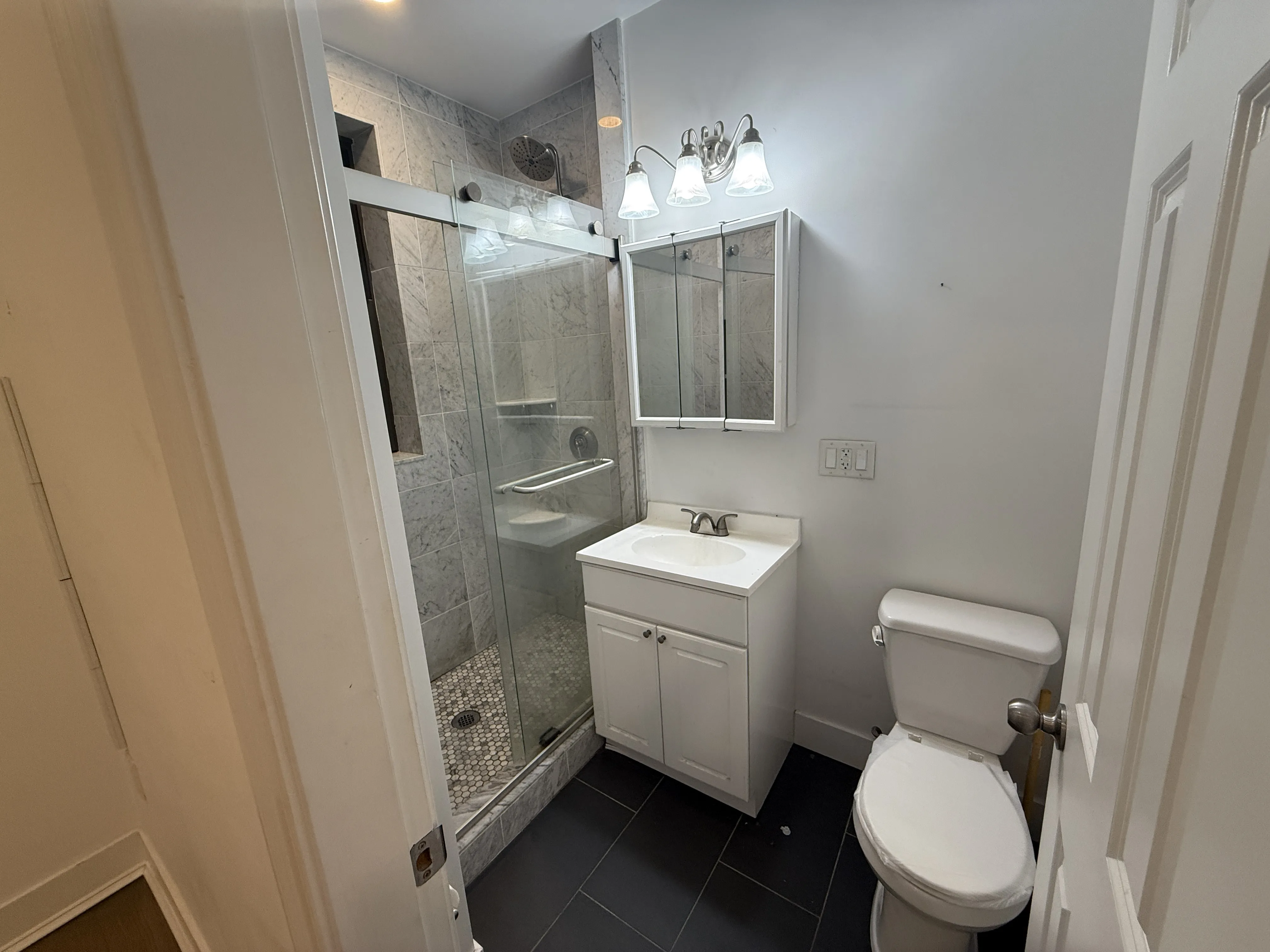 11 Queensberry St, Fenway