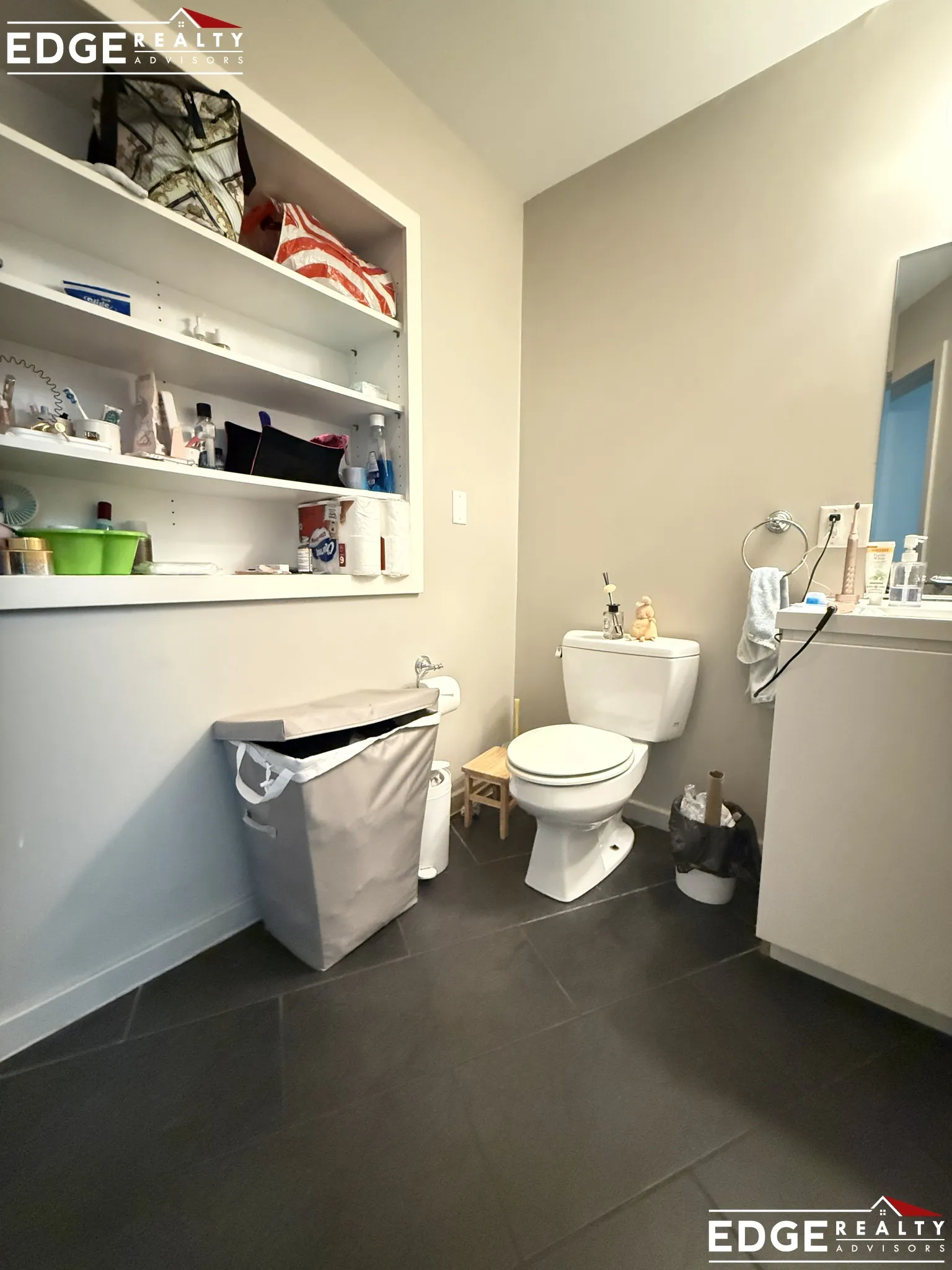 91 Glenville Ave, Allston