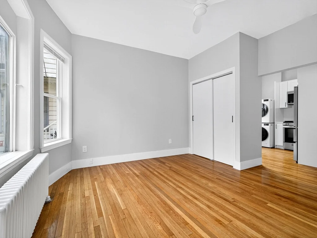 1576 Cambridge St, Mid-Cambridge
