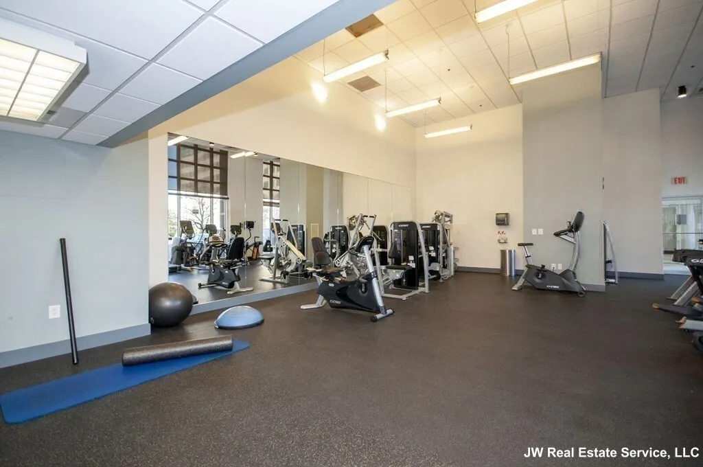 10 Museum Way, East Cambridge