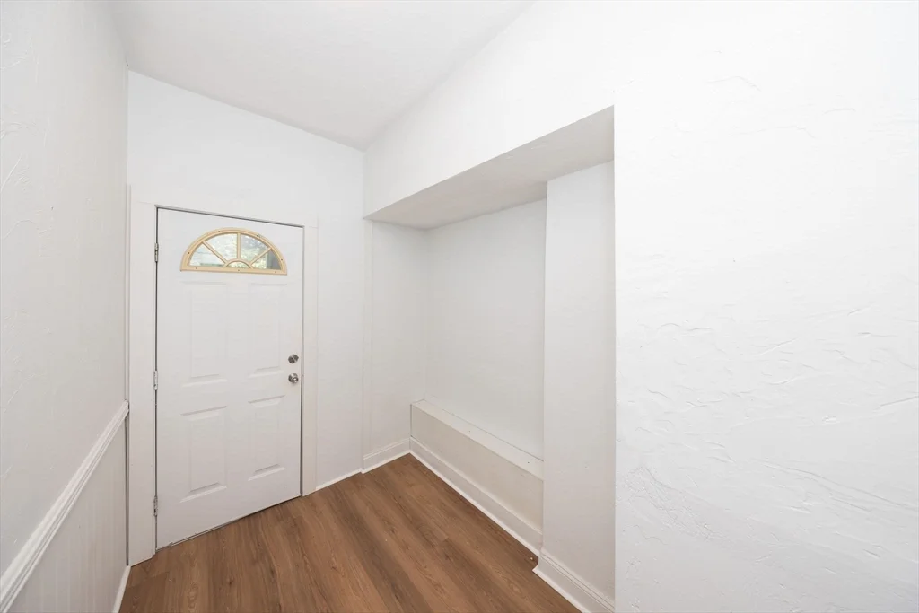 6 Vernon Street Pl, Worcester