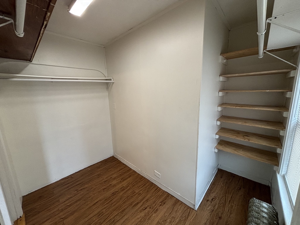 184 Bucknam, Everett