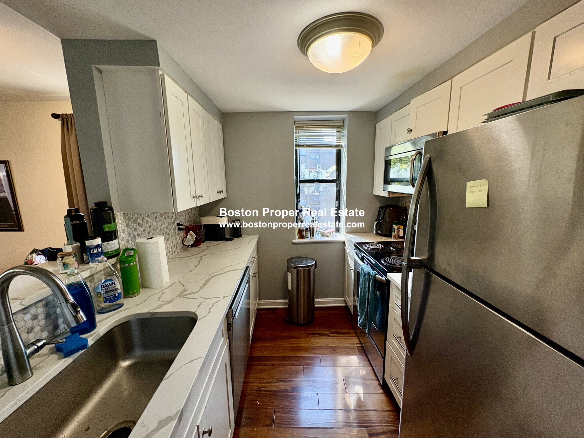 1933 Commonwealth Ave, Brighton