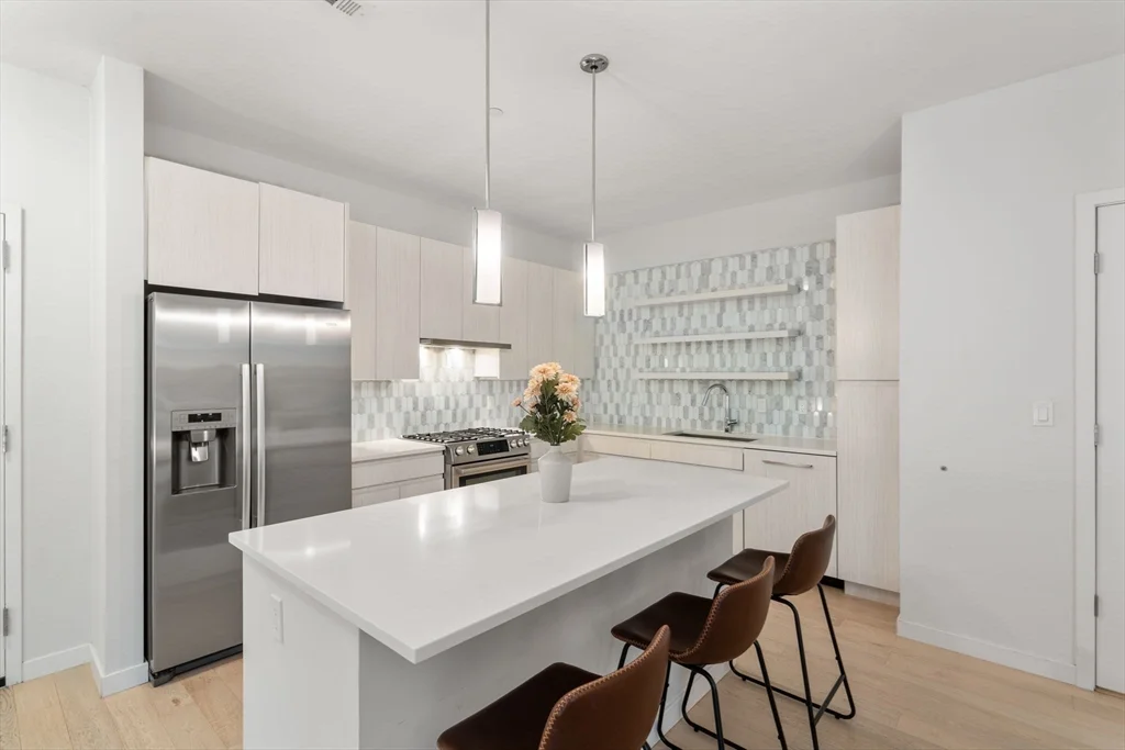 45 West 3rd St, South Boston