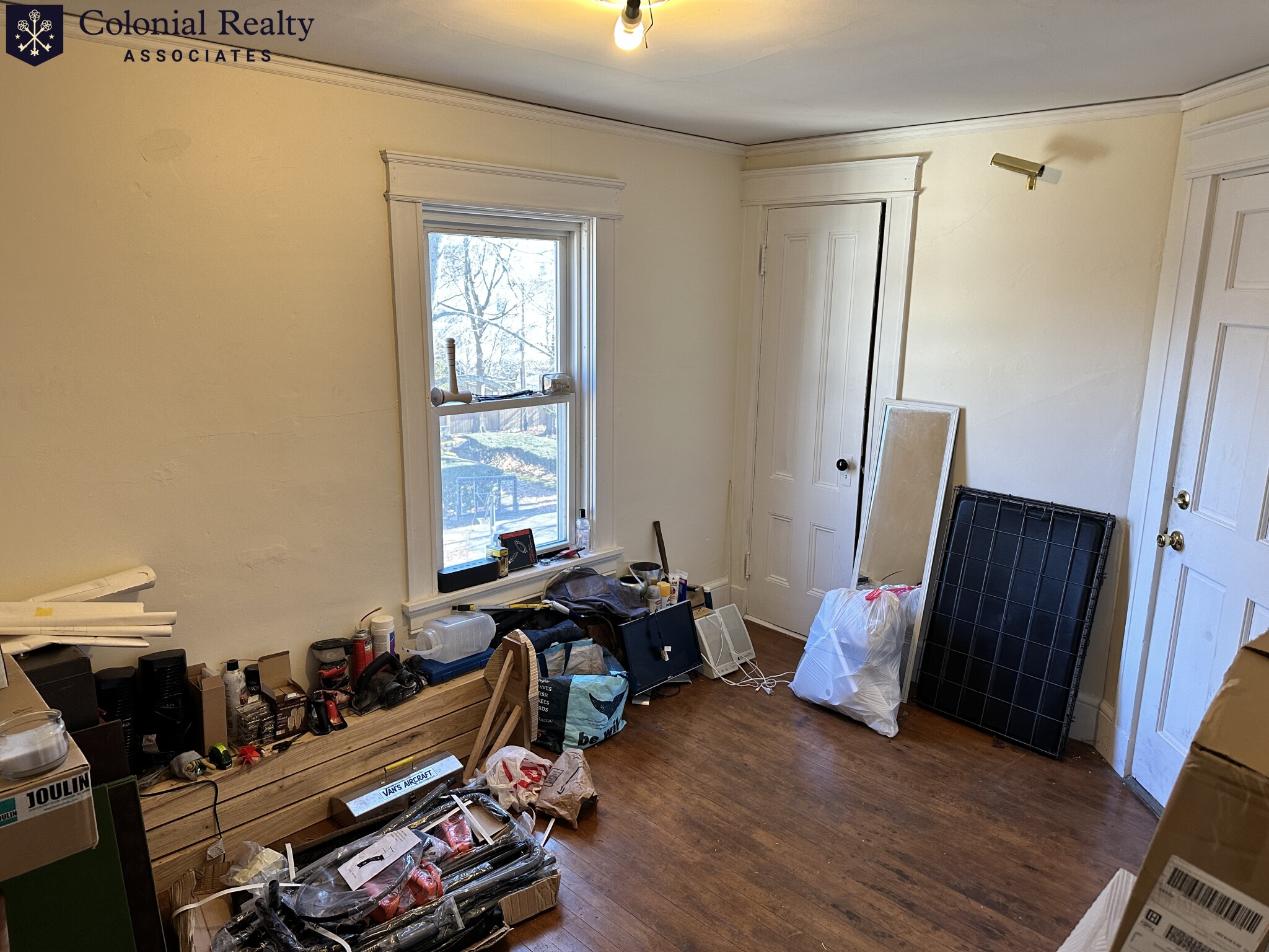 84 Walker Rd, Newtonville