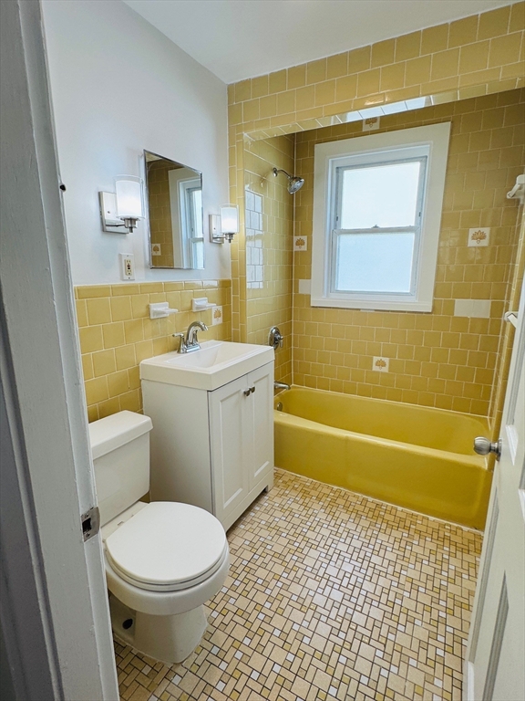 41 Chapman St, Watertown