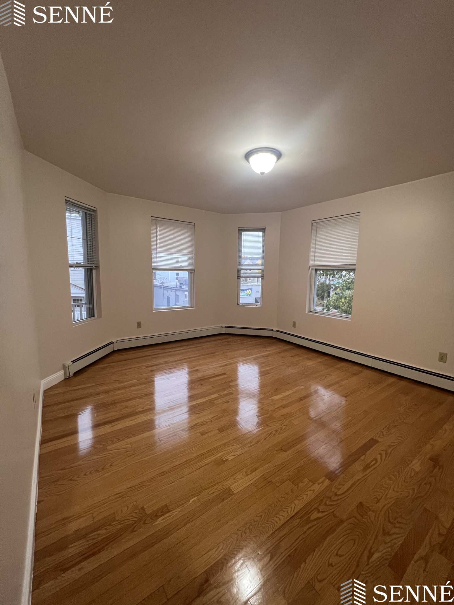 275 Putnam Ave, Riverside