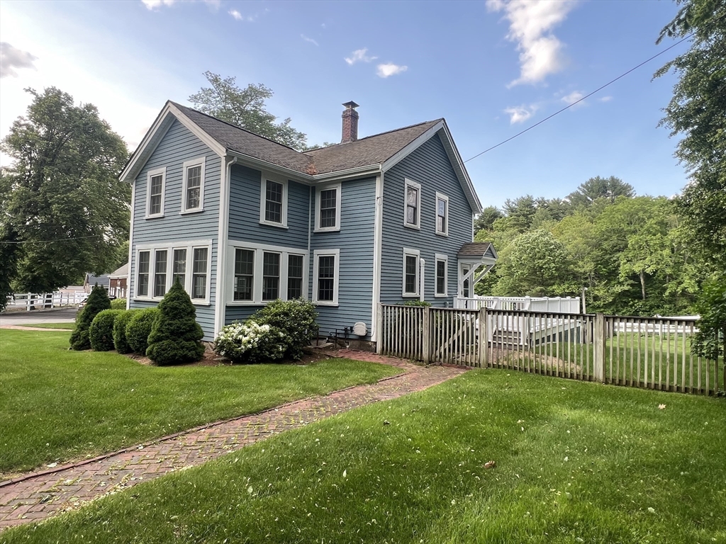 243 Dudley Rd, Bedford