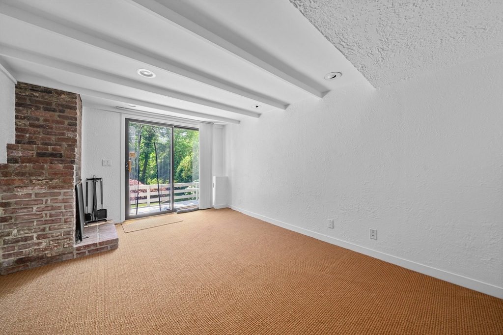 37 Harwich Rd, Newton