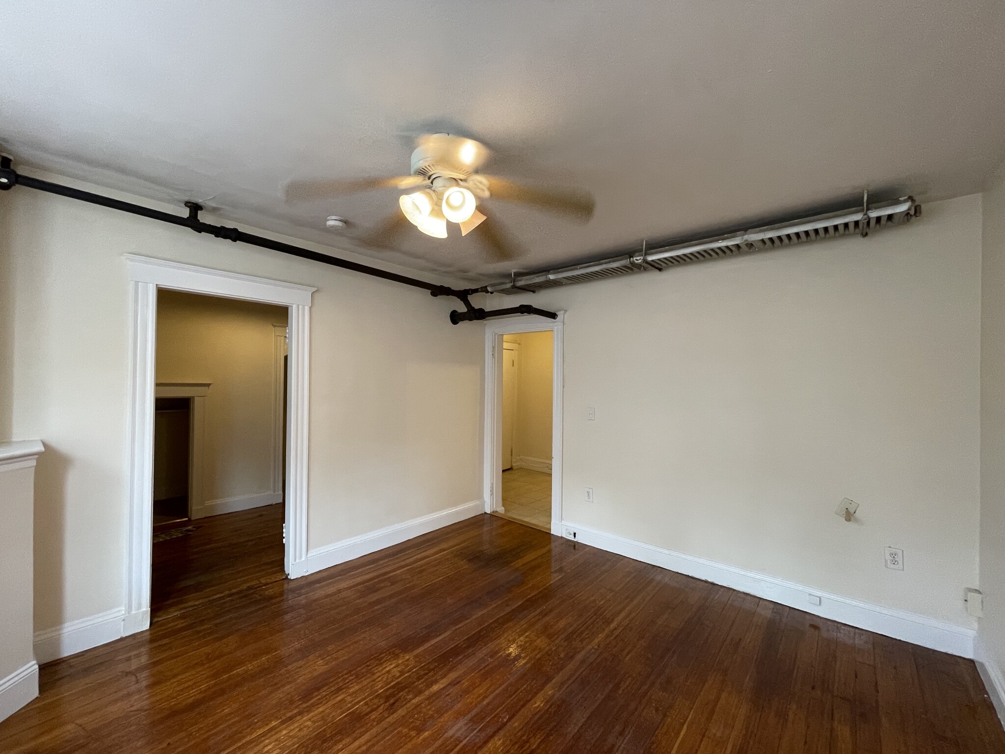 9 Barrows St, Allston