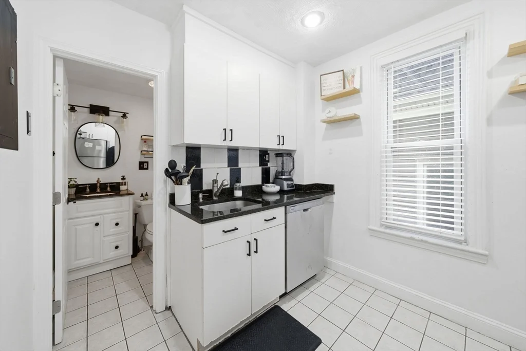 126 Lexington St, East Boston