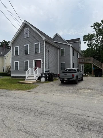 23 Grove St, Ayer